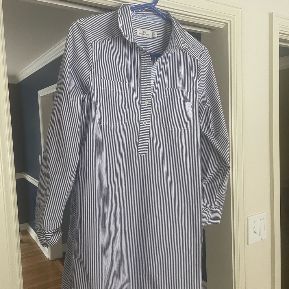 Vineyard Vines classic Womens Striped blue white coastal 10 nwot!! not outlet